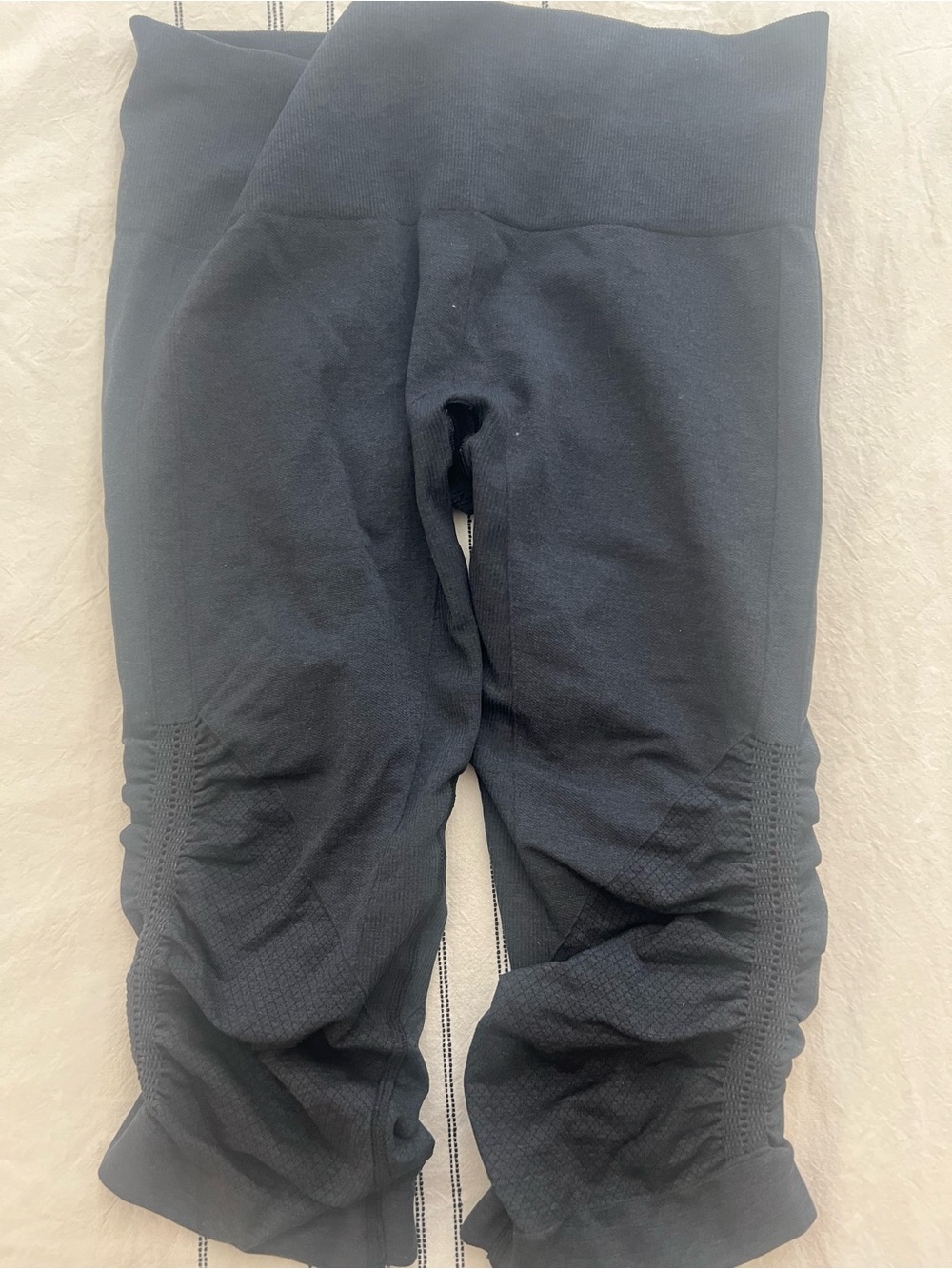 lululemon athletica Black Ruched Capri Leggings